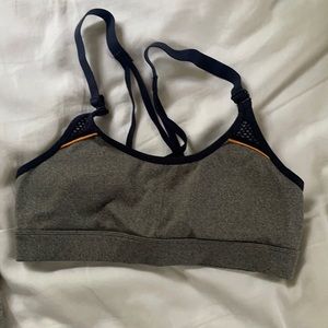 Sports bra champion